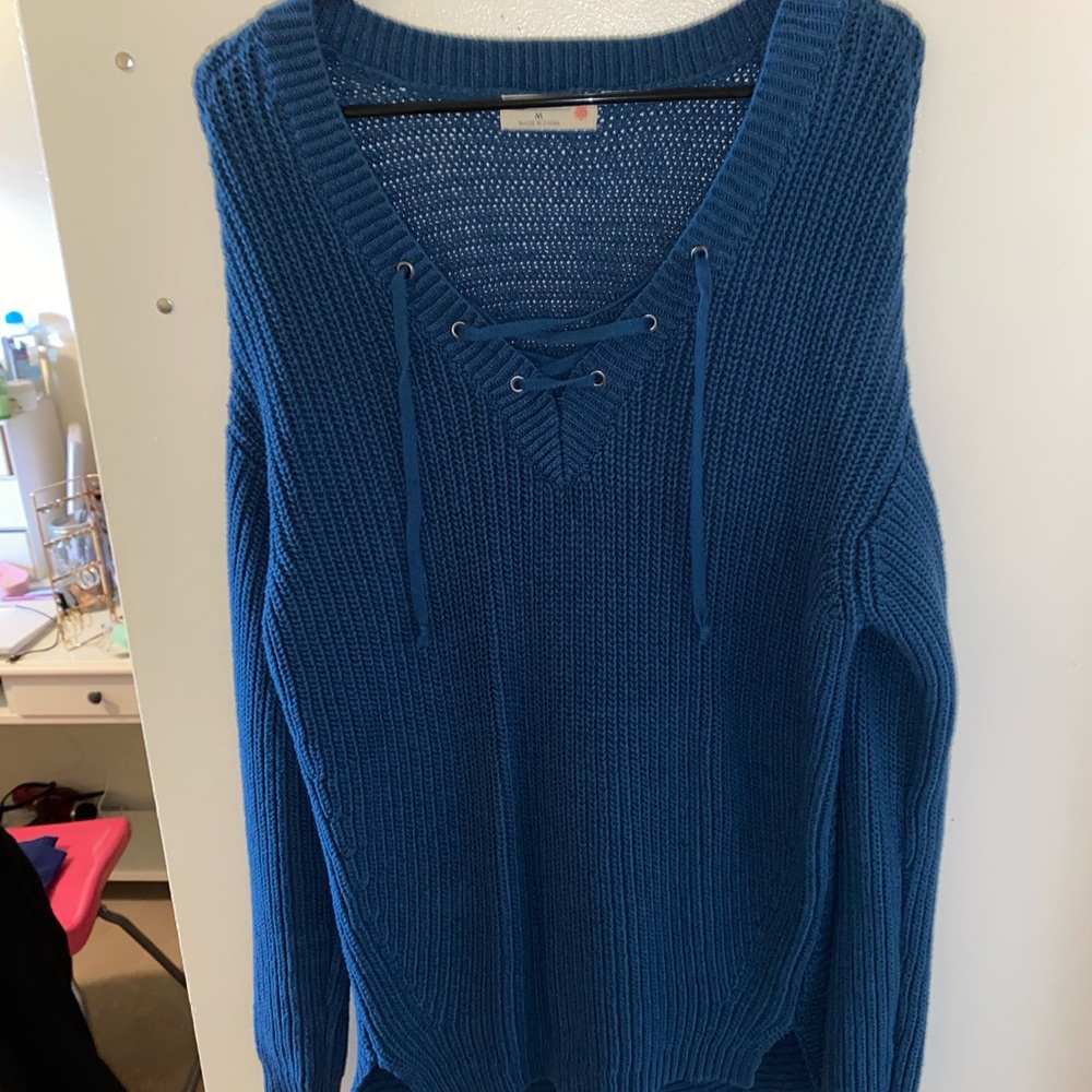 oversized blue sweater - Picture 3 of 3